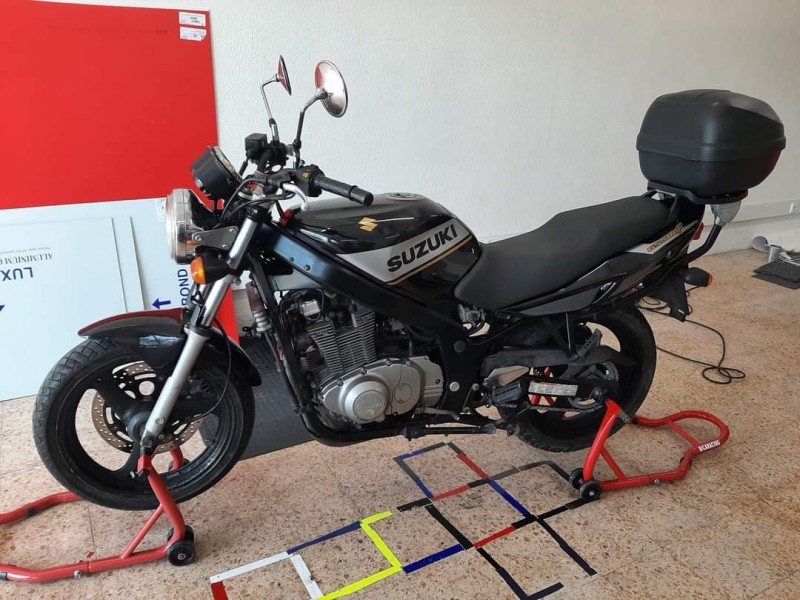 Suzuki GS500f